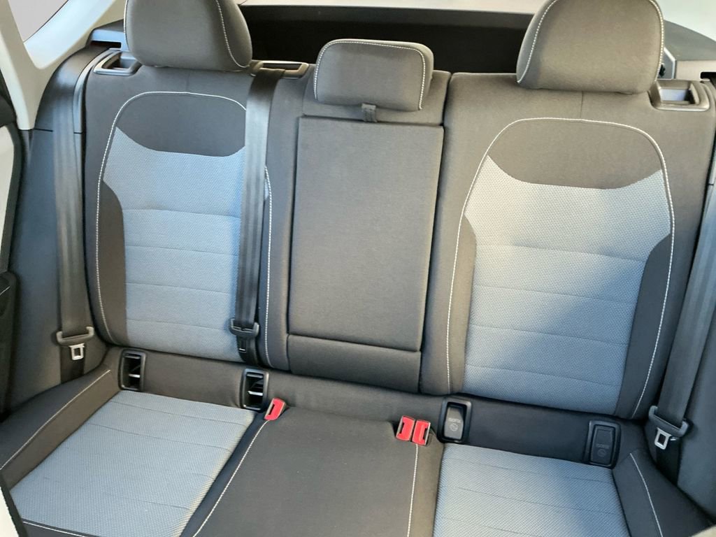 Used 2025 Volkswagen Taos S w/ Taos MDO Package image 13