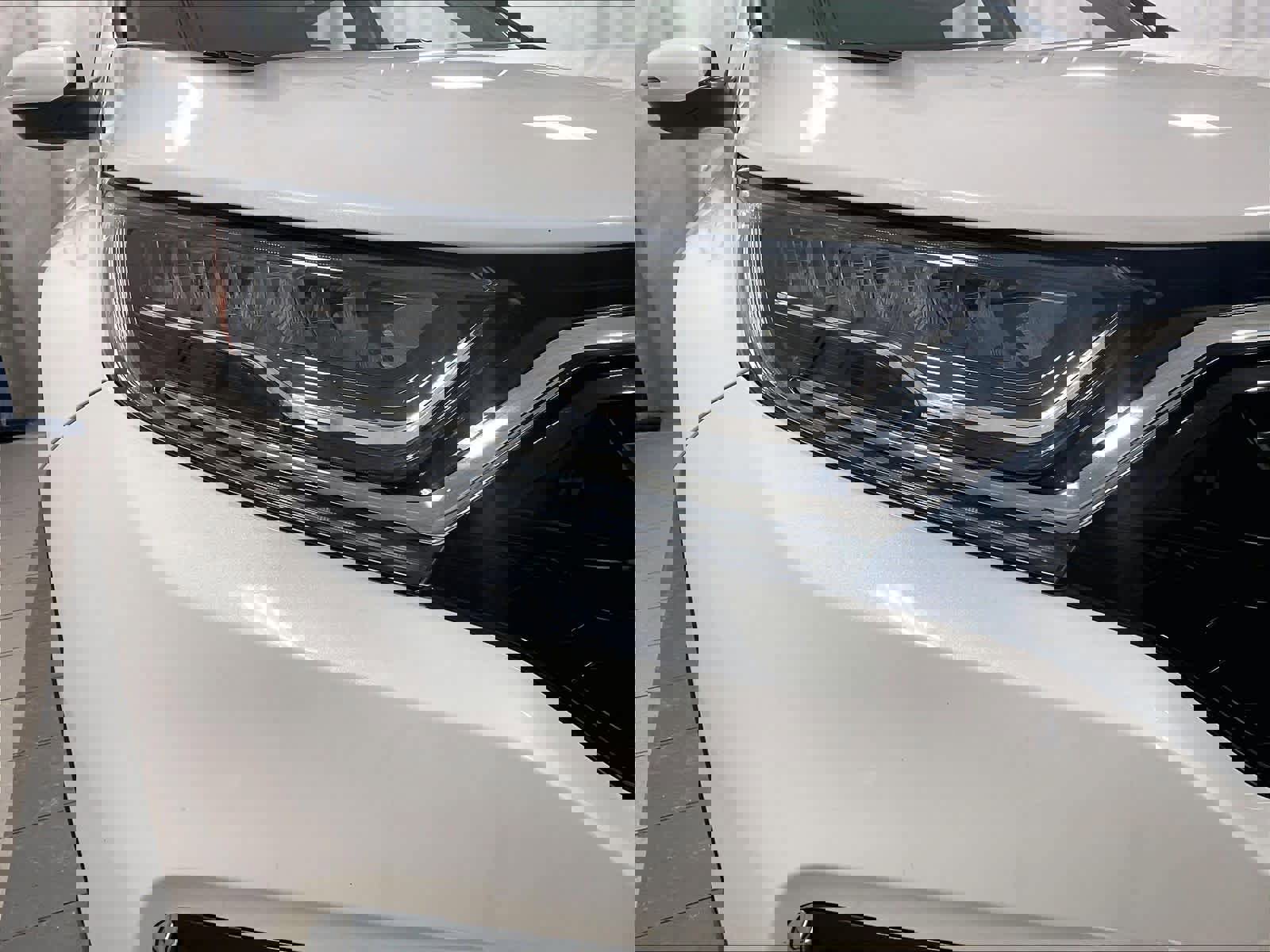 Used 2022 Honda CR-V Touring image 34