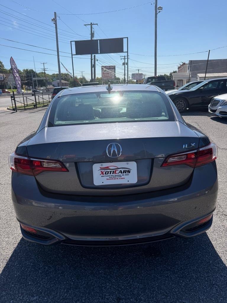 Used 2018 Acura ILX FWD image 7