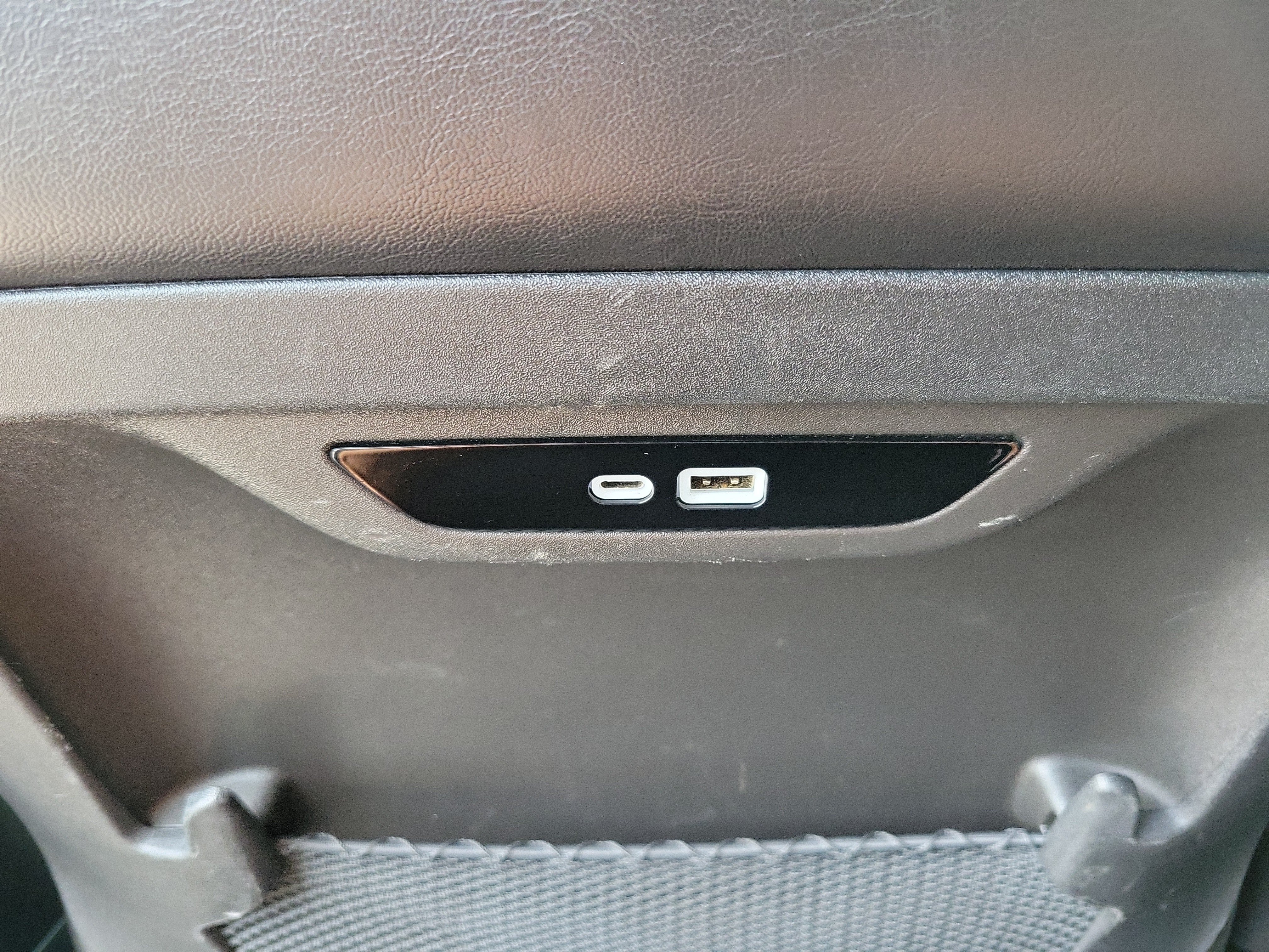 Used 2025 Chrysler Pacifica Select FWD image 19