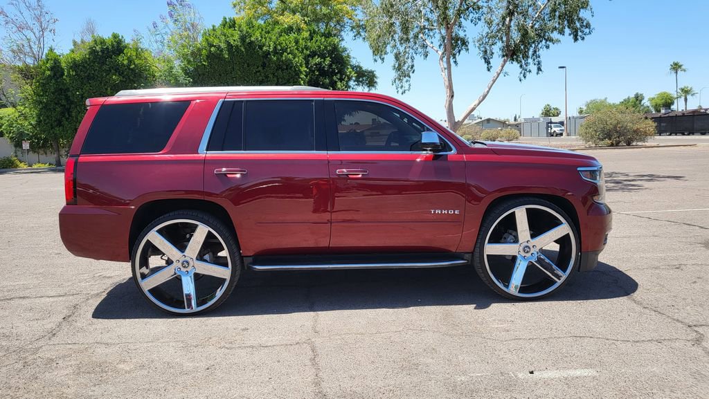 Used 2017 Chevrolet Tahoe Premier AWD/4WD image 10