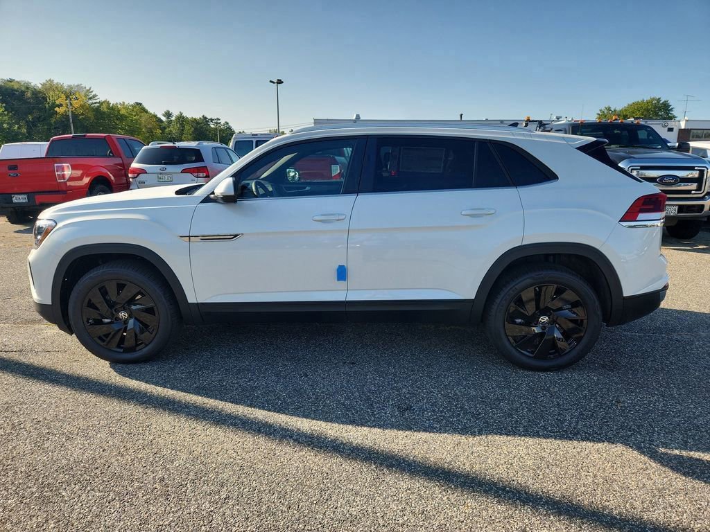 New 2026 Volkswagen Atlas Cross Sport SE image 4