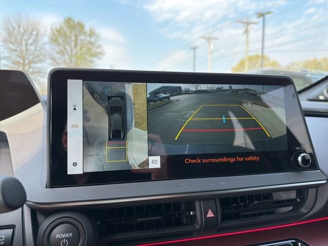 Used 2024 Toyota Prius Prime Premium image 18