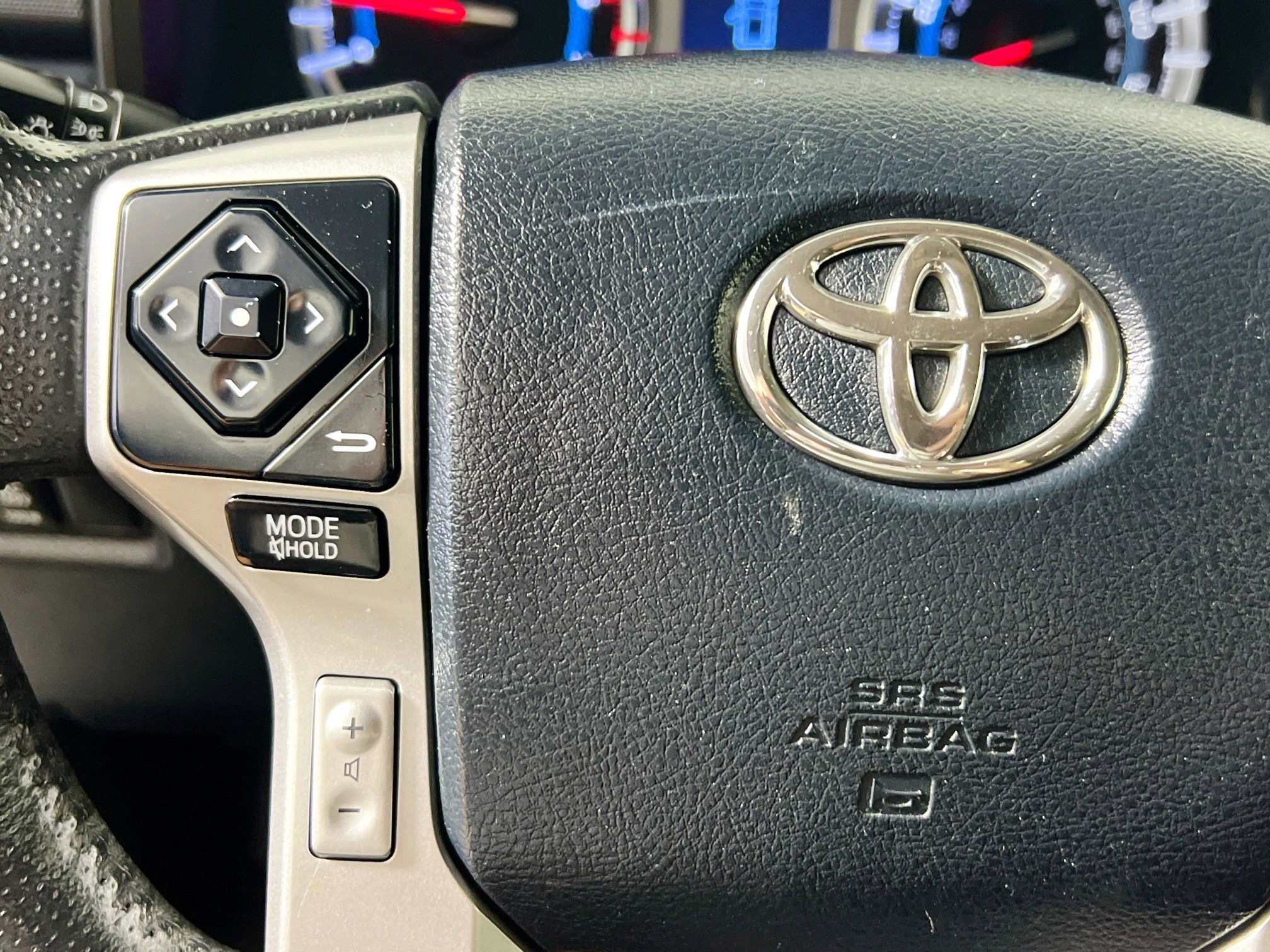 Used 2017 Toyota 4Runner Limited RWD image 18