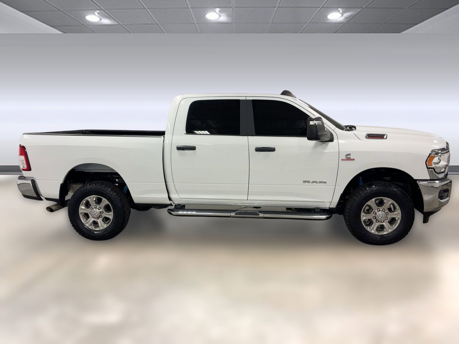 Used 2024 RAM 2500 Big Horn w/ Off Road Package image 6