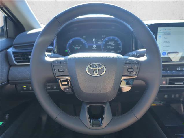 Used 2026 Toyota Camry XLE FWD image 17