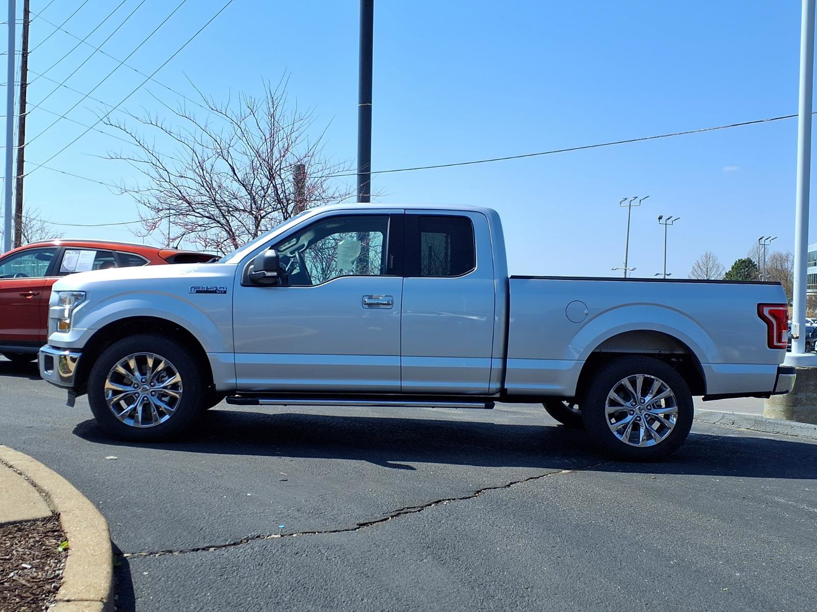 Used 2016 Ford F150 XLT w/ Equipment Group 302A Luxury image 2