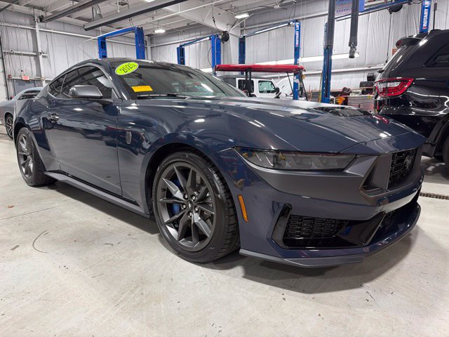 Used 2025 Ford Mustang Dark Horse RWD image 3