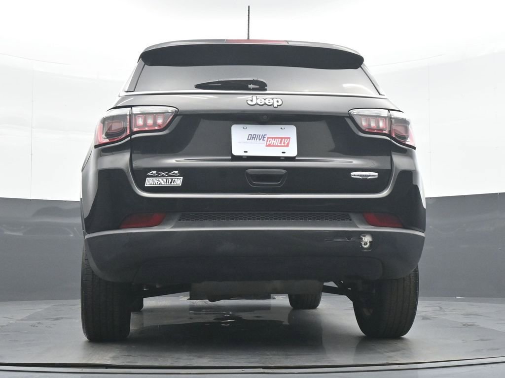 Used 2018 Jeep Compass Latitude w/ Popular Equipment Group image 29