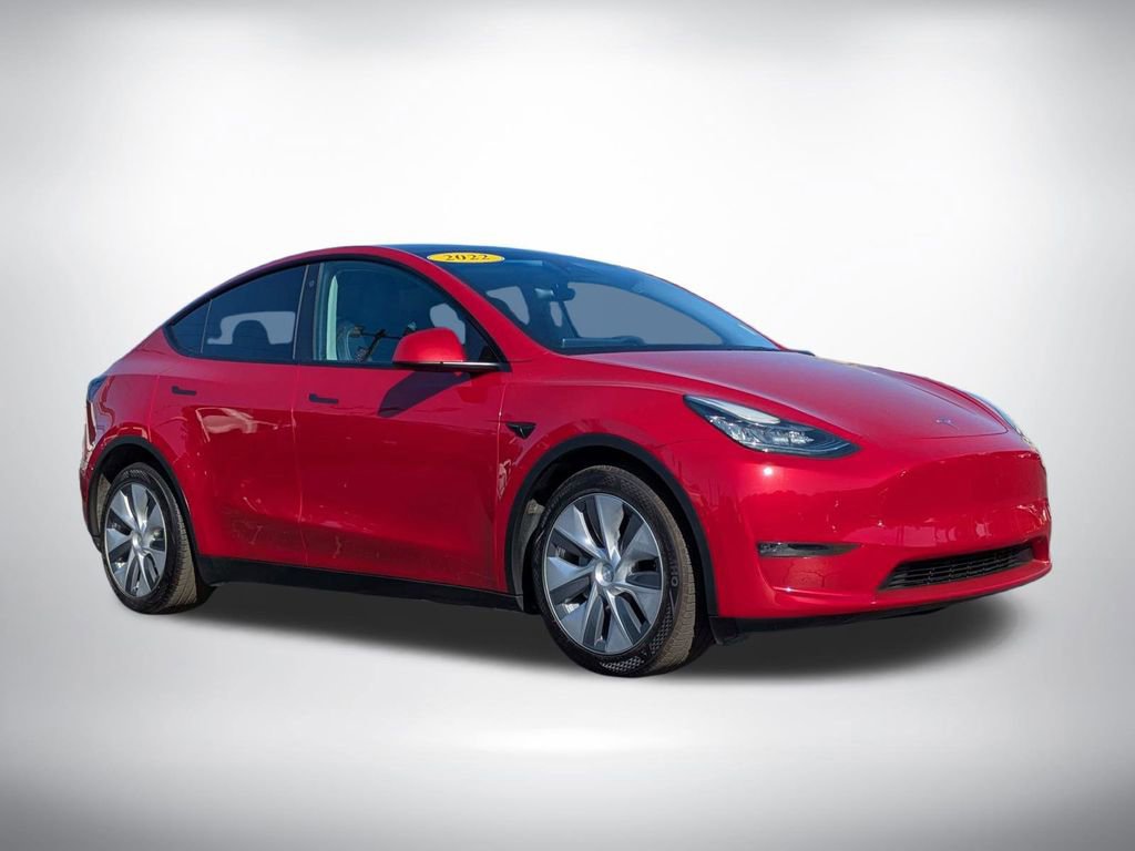 Used 2022 Tesla Model Y Long Range AWD/4WD image 2