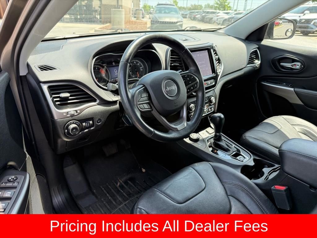 Used 2021 Jeep Cherokee Limited w/ Elite Package AWD/4WD image 10