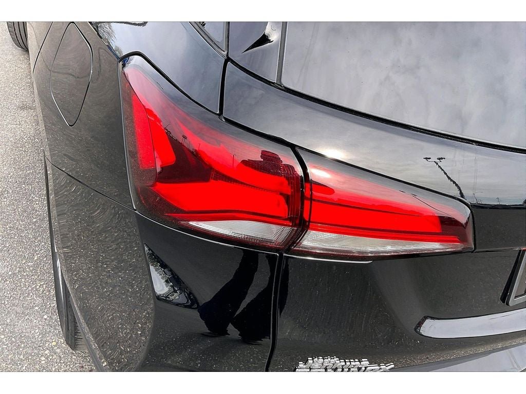 Used 2023 Chevrolet Equinox Premier AWD/4WD image 31