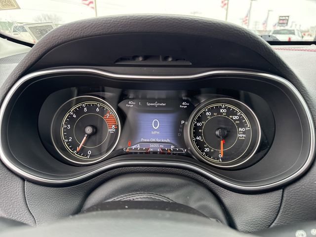 Used 2022 Jeep Cherokee Trailhawk AWD/4WD image 25