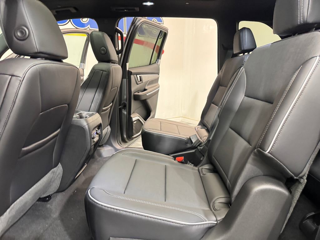 New 2026 Buick Enclave Preferred w/ Power Package image 10
