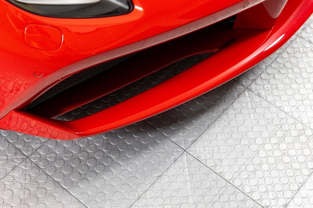 Used 2017 Ferrari 488 GTB RWD image 31