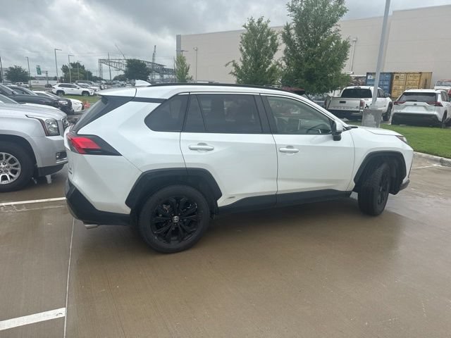 Used 2023 Toyota RAV4 SE AWD/4WD image 3