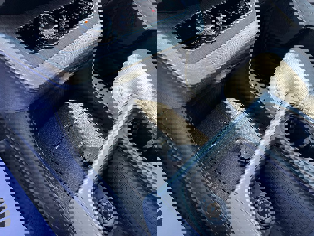 Used 2025 Ford Expedition Max Platinum w/ Platinum Ultimate Package AWD/4WD image 23