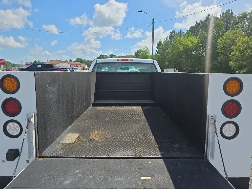 Used 2003 Chevrolet Silverado 2500 2WD Regular Cab image 13