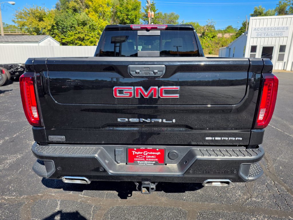 Used 2025 GMC Sierra 1500 Denali AWD/4WD image 7