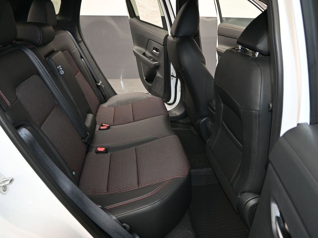 New 2026 Nissan Kicks SR w/ Cold Weather Package FWD image 26