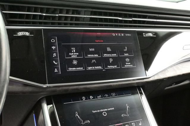 Used 2019 Audi Q8 Premium Plus w/ Premium Plus AWD/4WD image 11