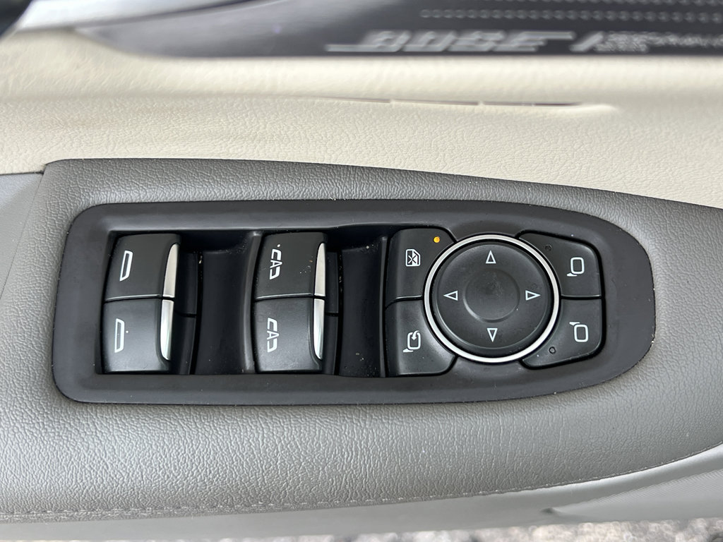 Used 2021 Cadillac XT5 Premium Luxury image 13