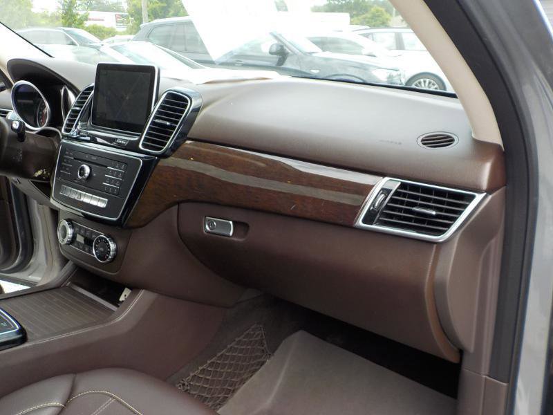 Used 2016 Mercedes-Benz GLE 350 4MATIC w/ Premium Package image 26