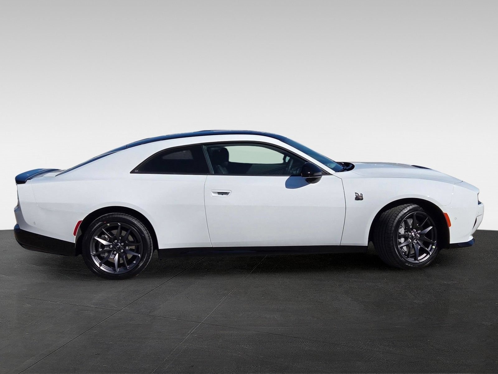 New 2026 Dodge Charger Scat Pack w/ Blacktop Package AWD/4WD image 4