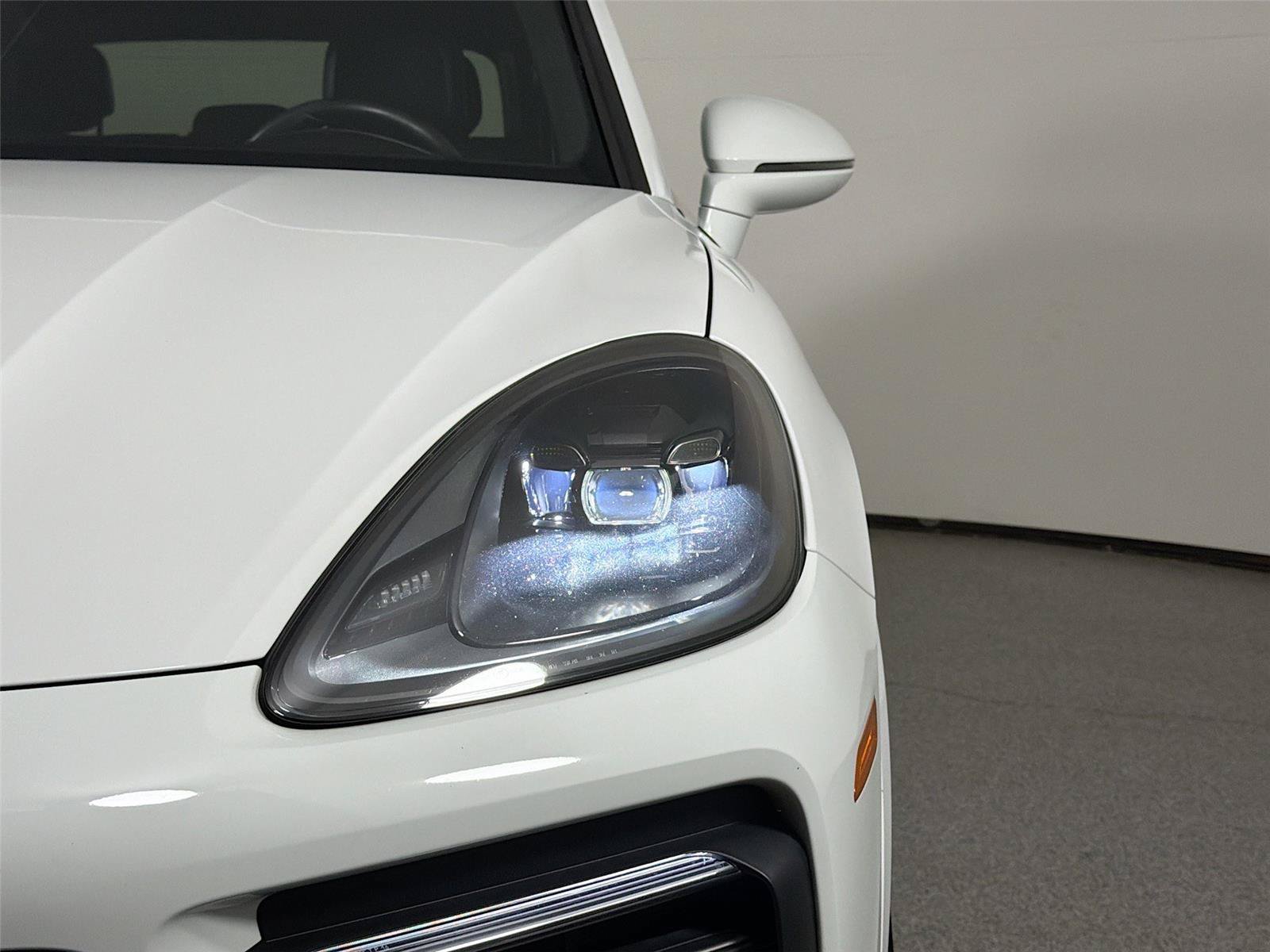 Certified 2023 Porsche Cayenne Platinum Edition AWD/4WD image 15