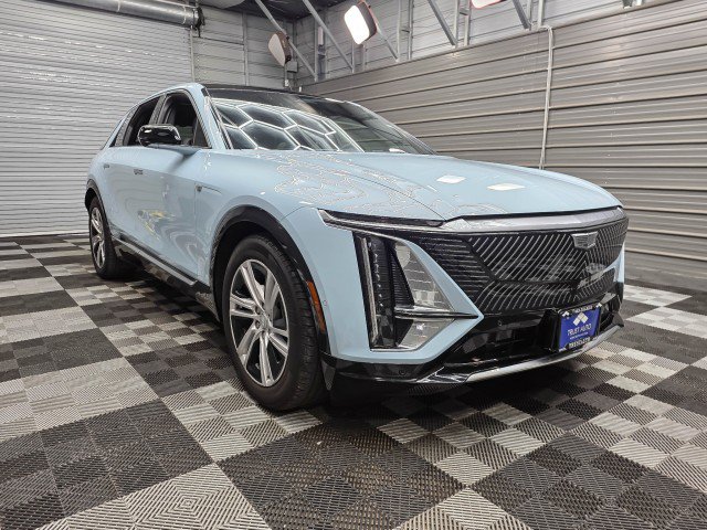Used 2024 Cadillac Lyriq Tech w/ Driver Assist Package AWD/4WD image 4