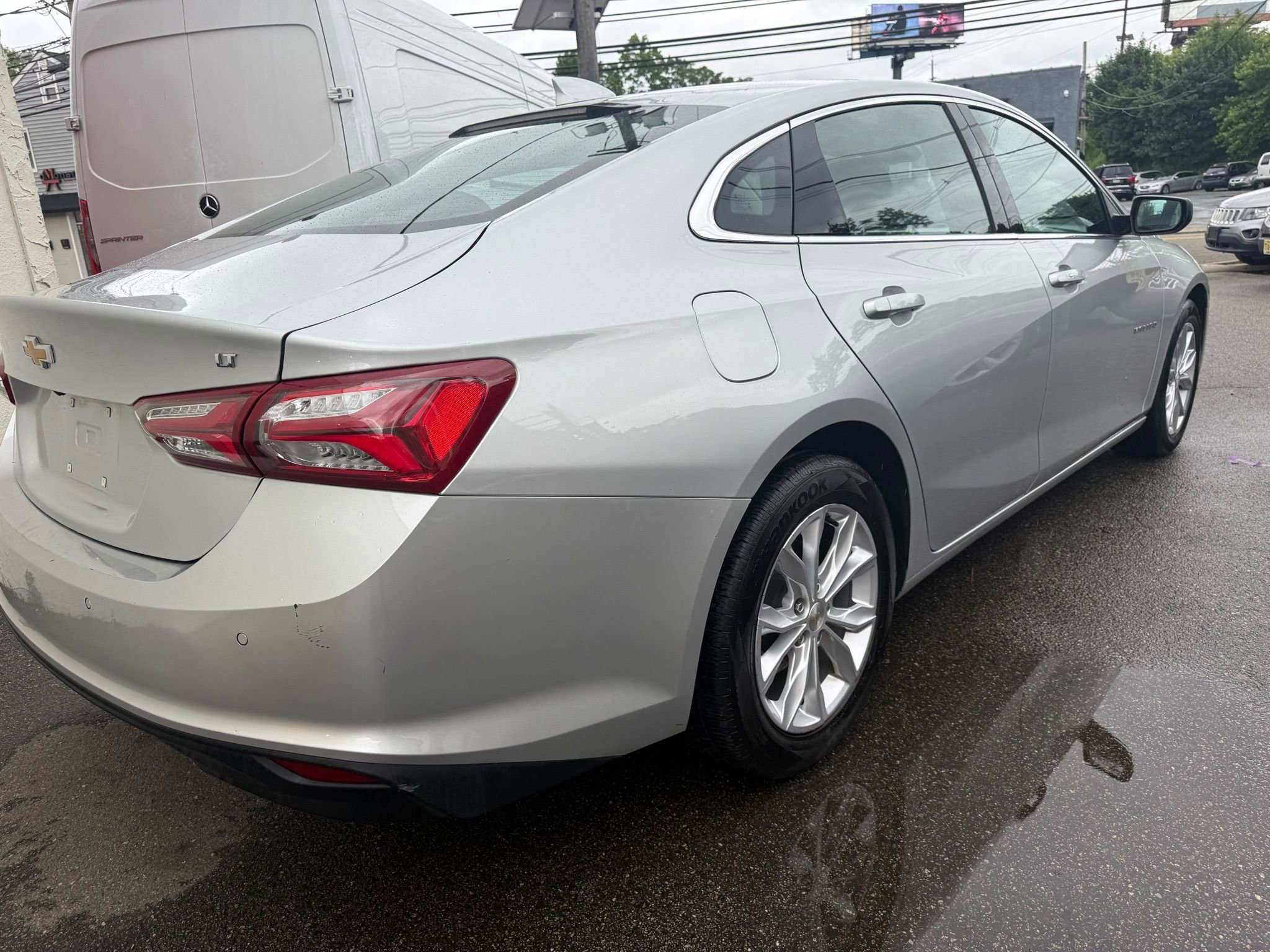 Used 2022 Chevrolet Malibu LT image 5