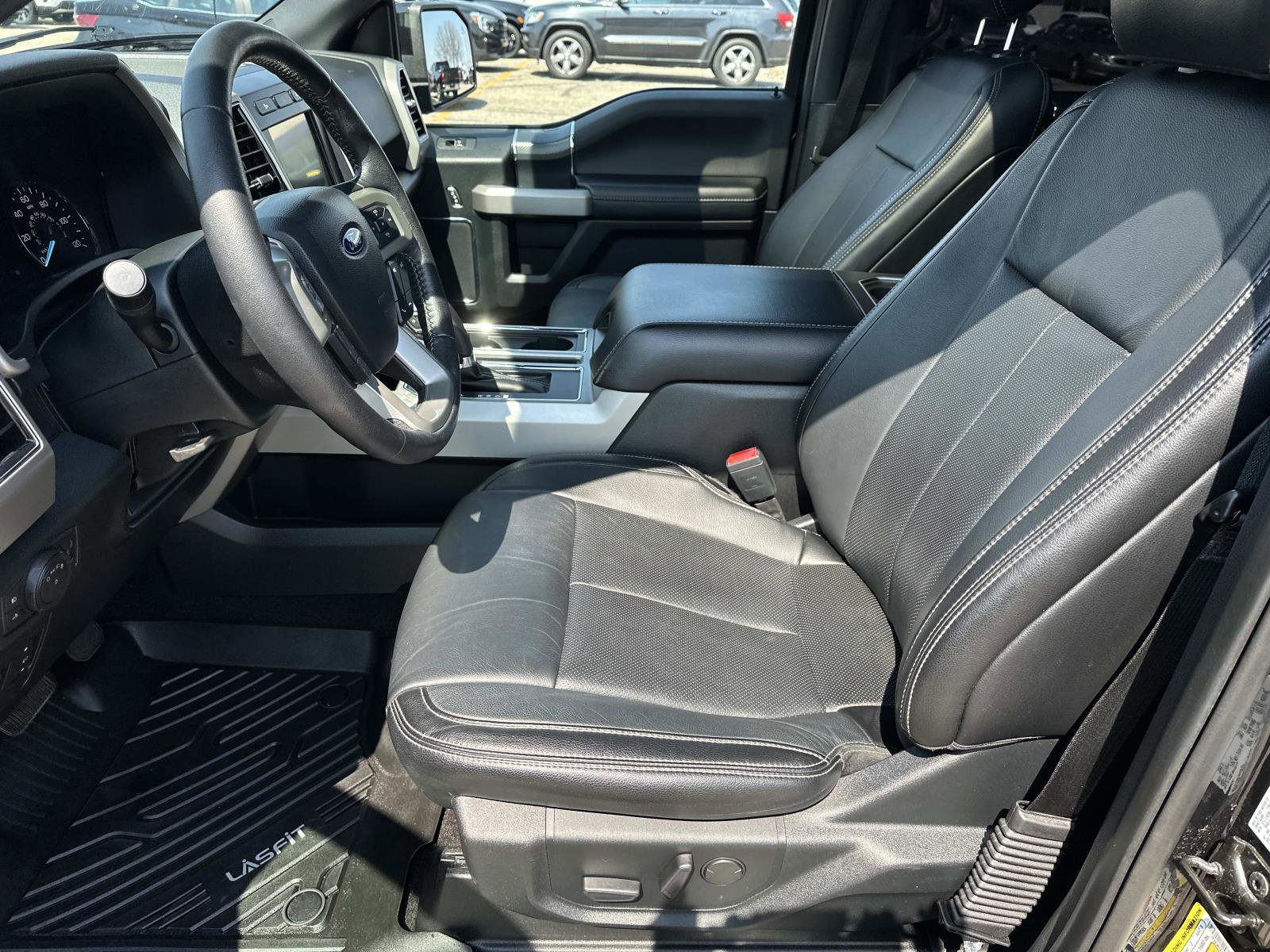 Used 2020 Ford F150 Lariat image 20