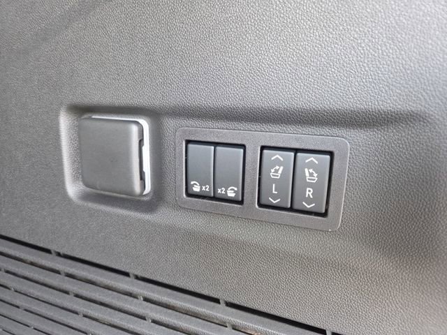 New 2026 Chevrolet Suburban High Country AWD/4WD image 20