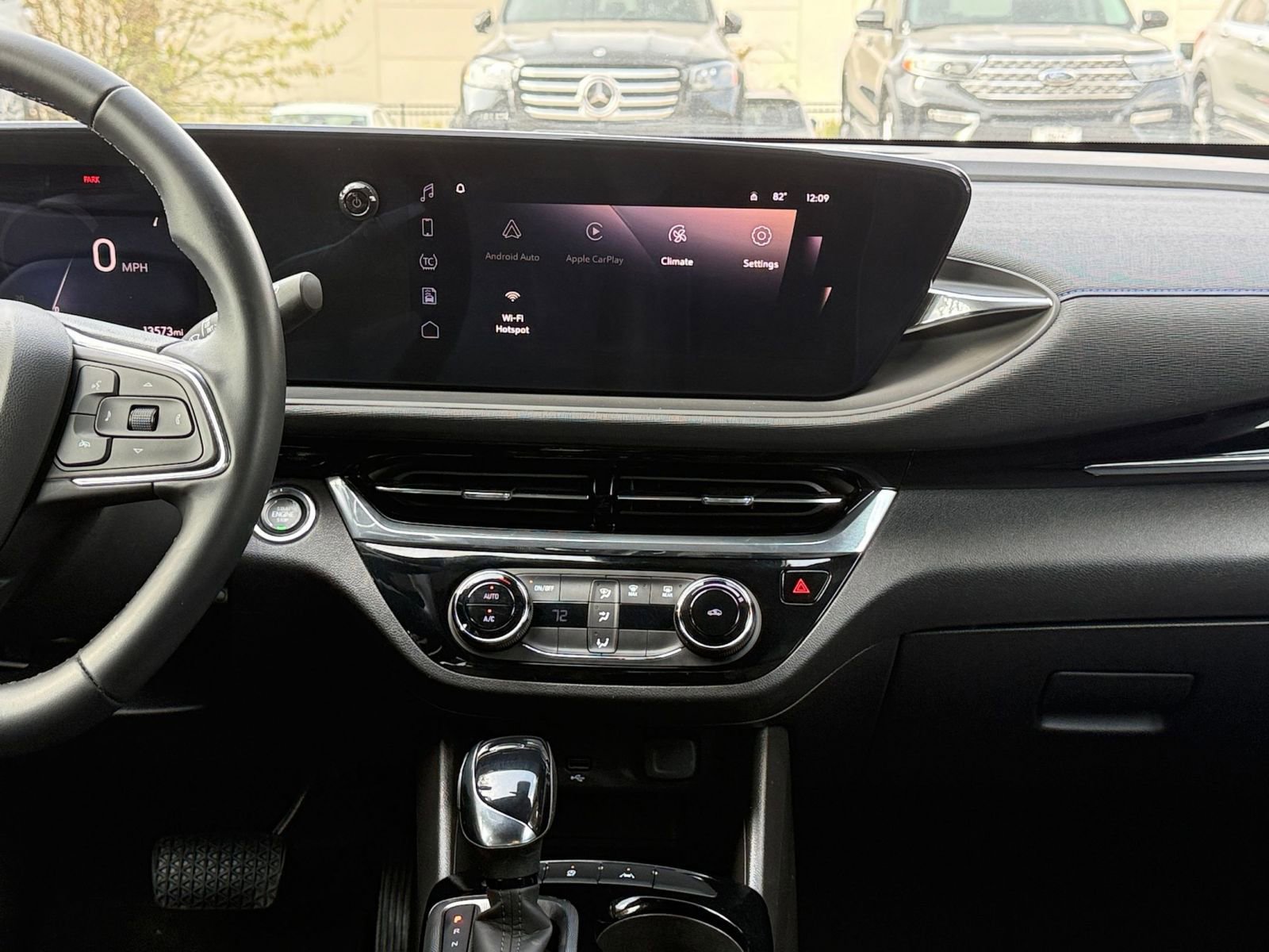 Used 2025 Buick Envista Sport Touring image 18