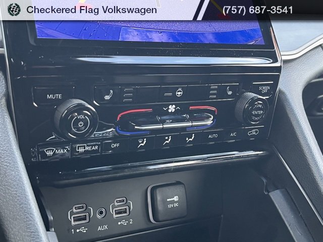 Used 2024 Jeep Grand Cherokee L Limited w/ Trailer Tow Package image 40