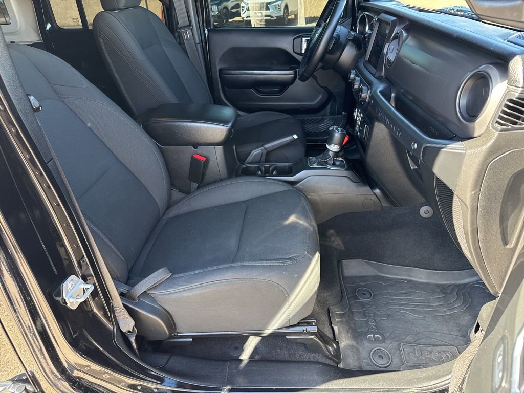 Used 2021 Jeep Wrangler Unlimited Sport image 26