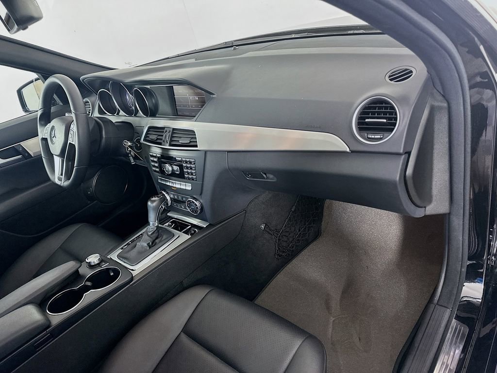 Used 2012 Mercedes-Benz C 250 Sedan image 29