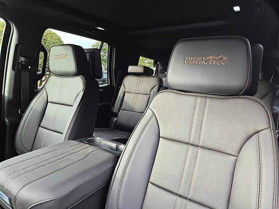 New 2026 Chevrolet Tahoe High Country AWD/4WD image 18