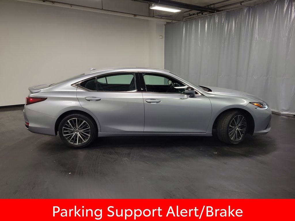Used 2023 Lexus ES 250 w/ Premium Package image 9