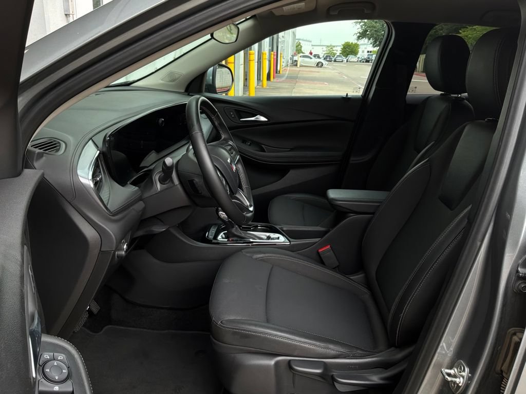 Used 2025 Buick Encore GX Preferred FWD image 9