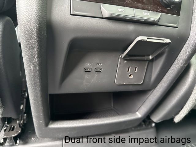 New 2026 Chevrolet Traverse Z71 w/ Enhanced Driving Package AWD/4WD image 40