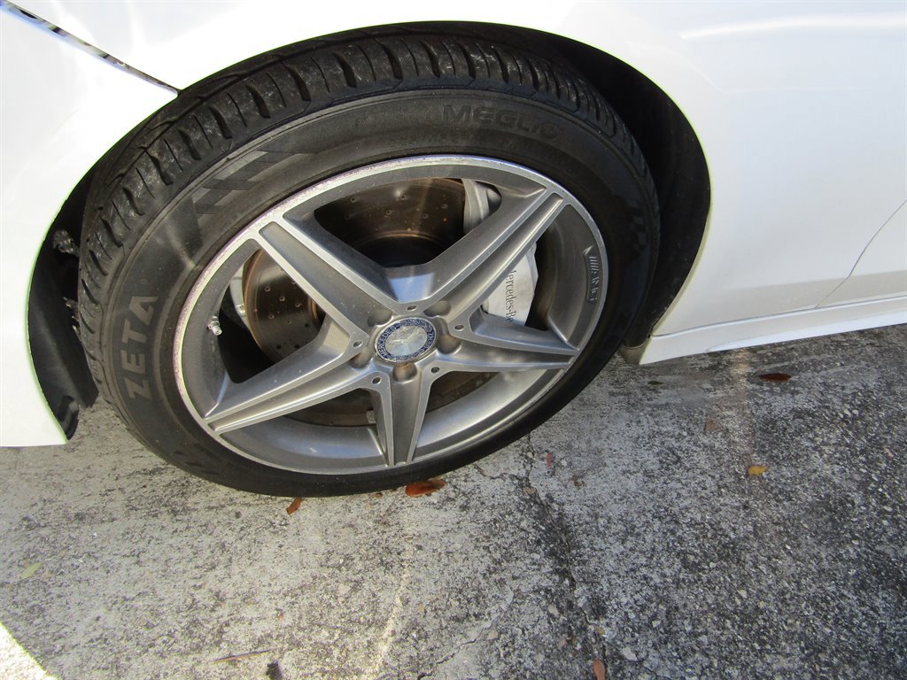 Used 2015 Mercedes-Benz C 400 4MATIC w/ Multimedia Package image 13