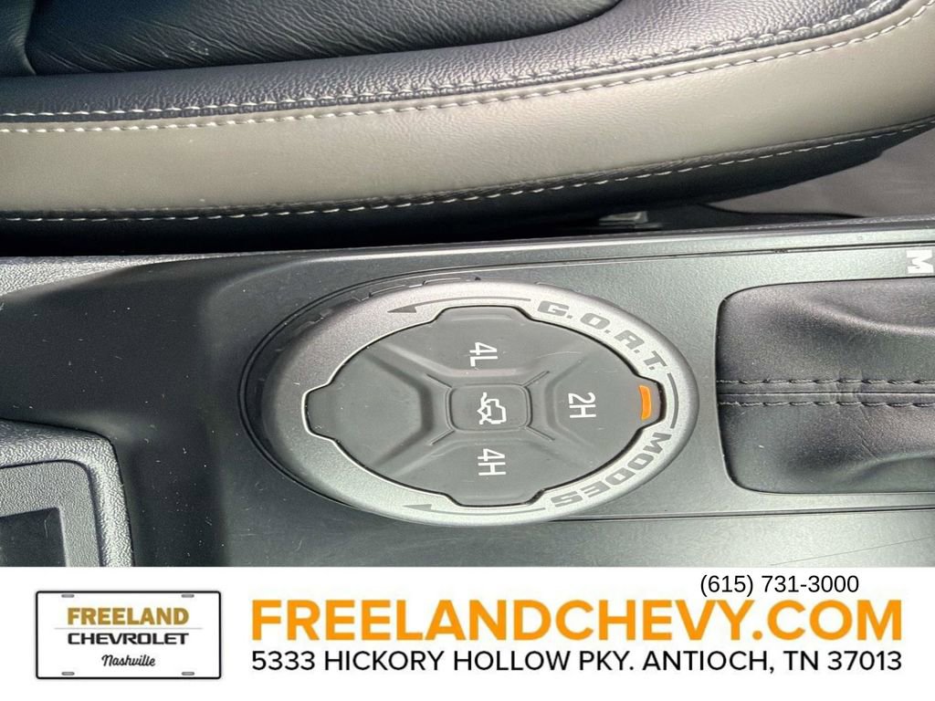 Used 2025 Ford Bronco Outer Banks image 38