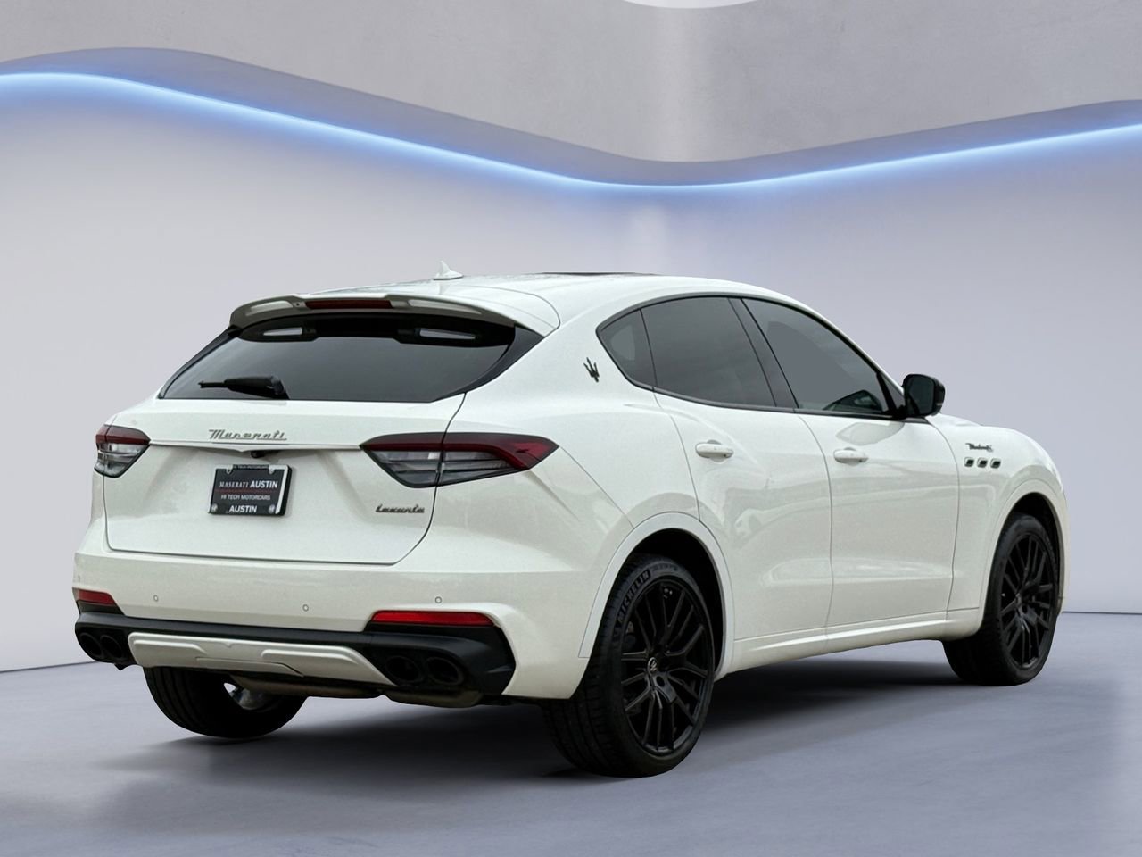 Used 2022 Maserati Levante Modena S image 6