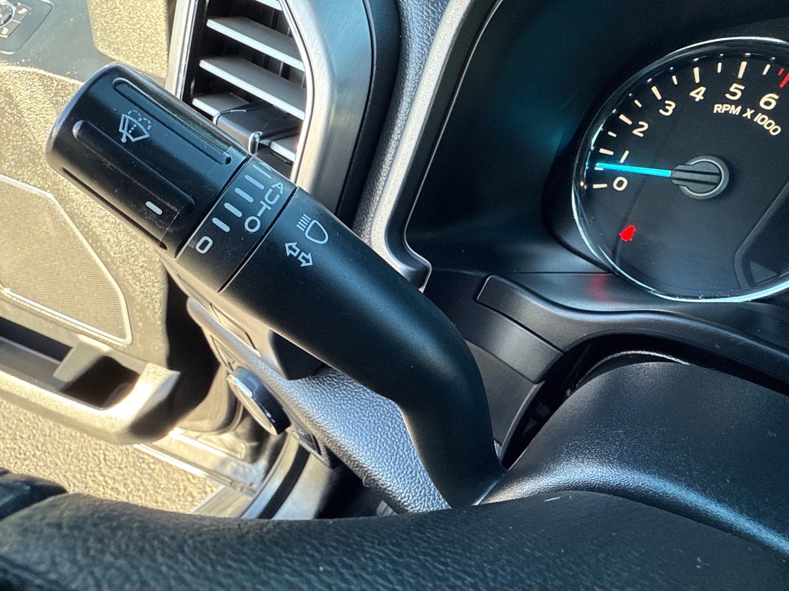 Used 2018 Ford F150 Platinum w/ Equipment Group 701A Luxury image 44