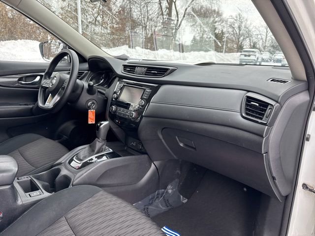 Used 2018 Nissan Rogue S image 24