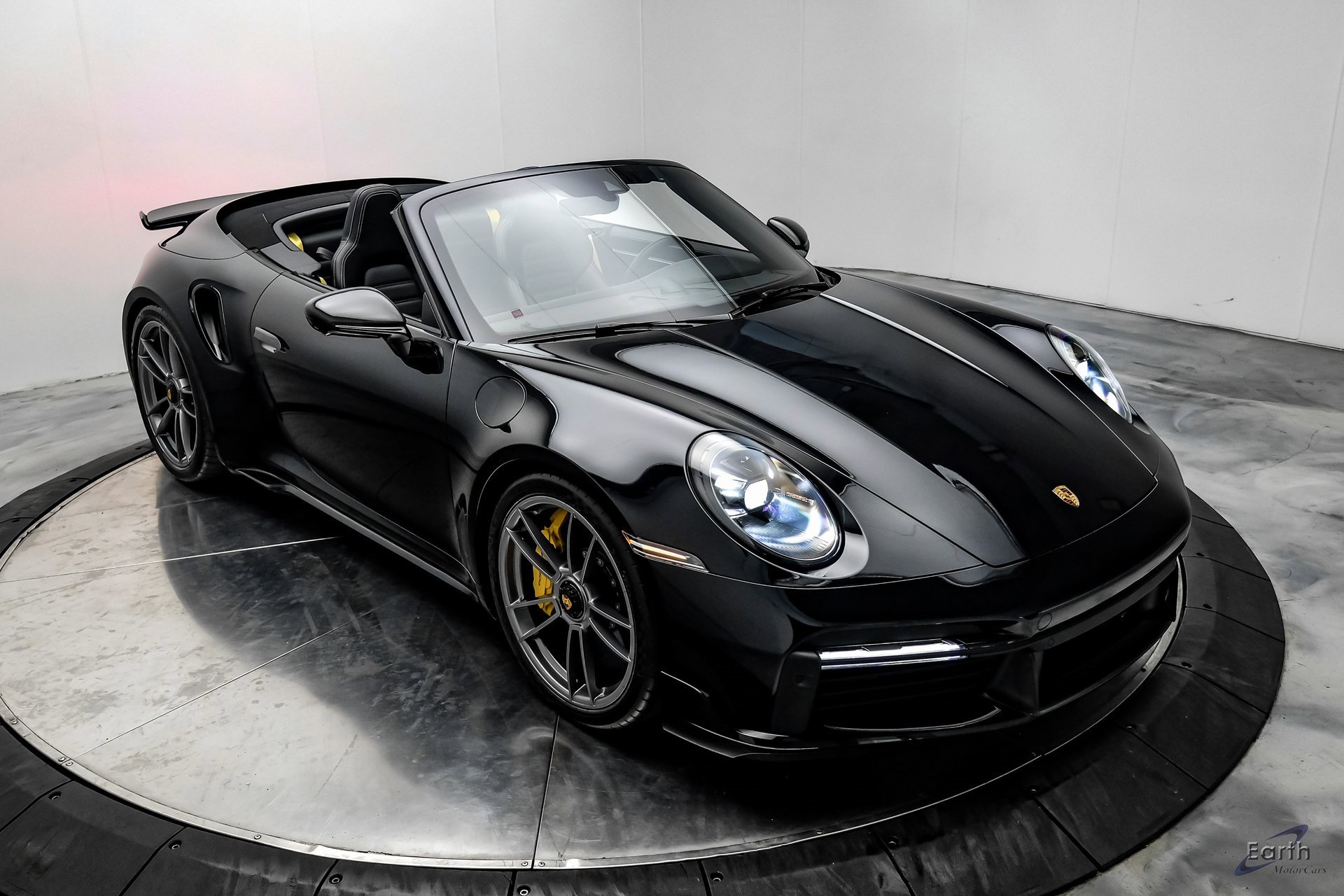 Used 2022 Porsche 911 Turbo S image 29