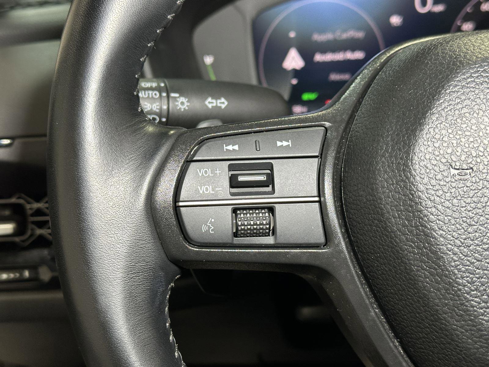 Certified 2025 Honda Accord Sport image 25