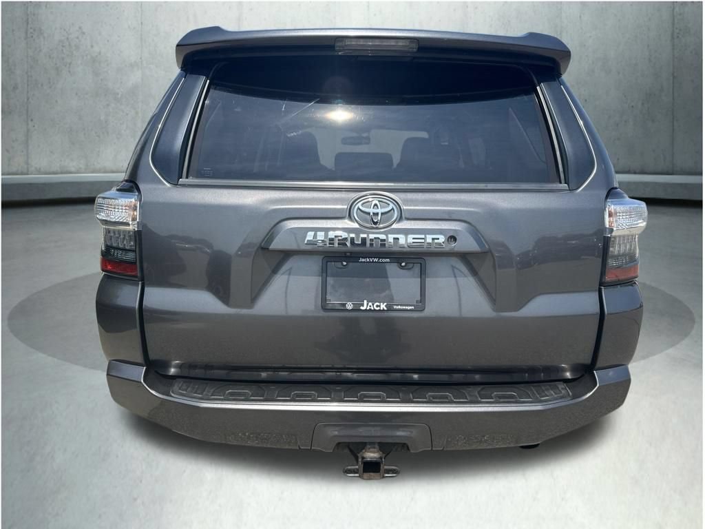 Used 2016 Toyota 4Runner SR5 Premium AWD/4WD image 5