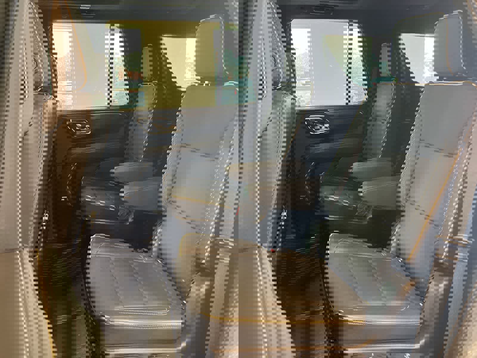 Used 2021 GMC Yukon SLT w/ SLT Premium Package image 26